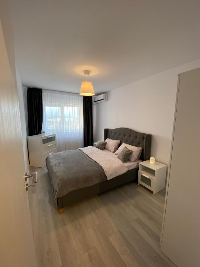 Appartamento Zian Flat Bucarest Esterno foto